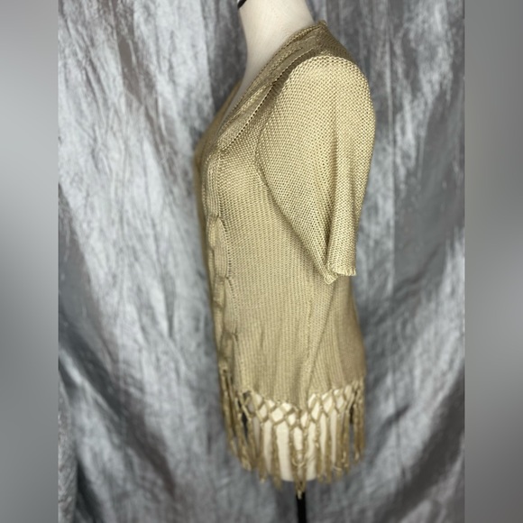 Red by BKE short sleeved tan acrylic cardigan with fringe - Picture 8 of 11